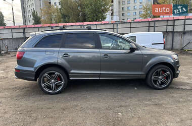 Внедорожник / Кроссовер Audi Q7 2012 в 