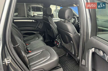 Внедорожник / Кроссовер Audi Q7 2012 в 