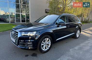 Позашляховик / Кросовер Audi Q7 2016 в Києві