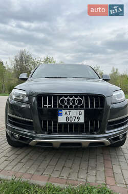 Позашляховик / Кросовер Audi Q7 2015 в 