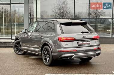 Внедорожник / Кроссовер Audi Q7 2023 в Киеве