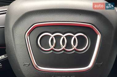 Внедорожник / Кроссовер Audi Q7 2022 в 