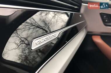 Внедорожник / Кроссовер Audi Q7 2022 в 