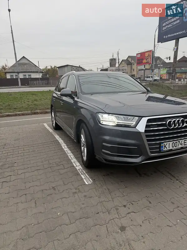 Audi Q7 2016