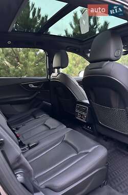 Внедорожник / Кроссовер Audi Q7 2020 в 