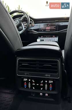 Внедорожник / Кроссовер Audi Q7 2020 в 