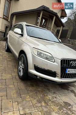 Внедорожник / Кроссовер Audi Q7 2007 в Заречье