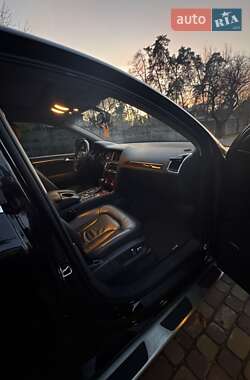 Внедорожник / Кроссовер Audi Q7 2014 в 