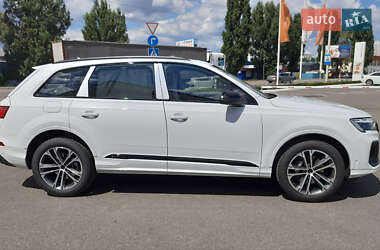 Внедорожник / Кроссовер Audi Q7 2024 в Кривом Роге