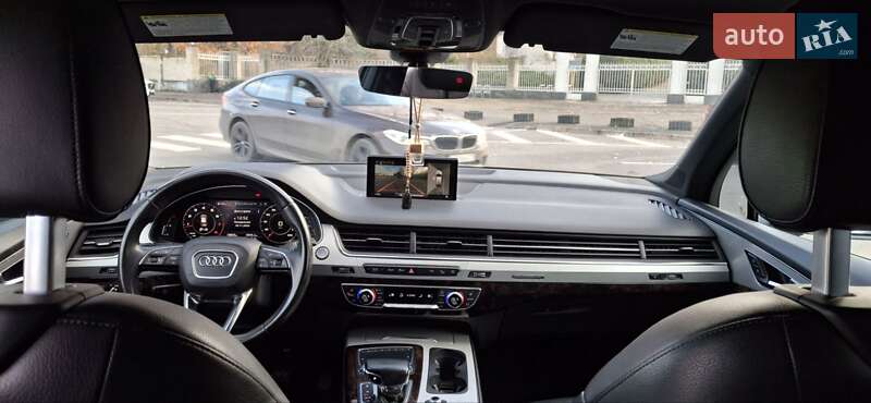 Позашляховик / Кросовер Audi Q7 2019 в Вінниці