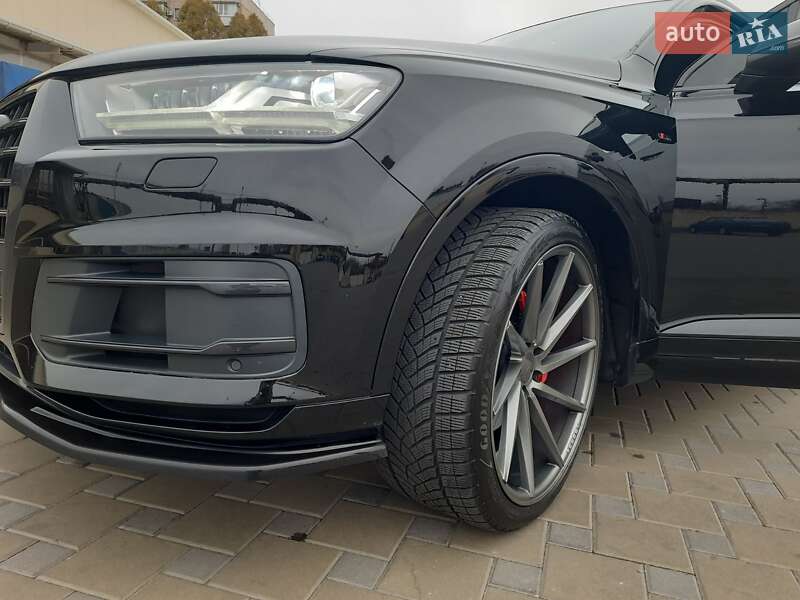 Позашляховик / Кросовер Audi Q7 2019 в Запоріжжі