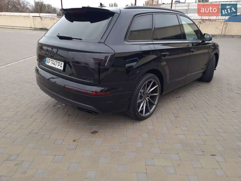 Позашляховик / Кросовер Audi Q7 2019 в Запоріжжі