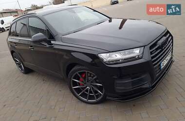 Внедорожник / Кроссовер Audi Q7 2019 в 