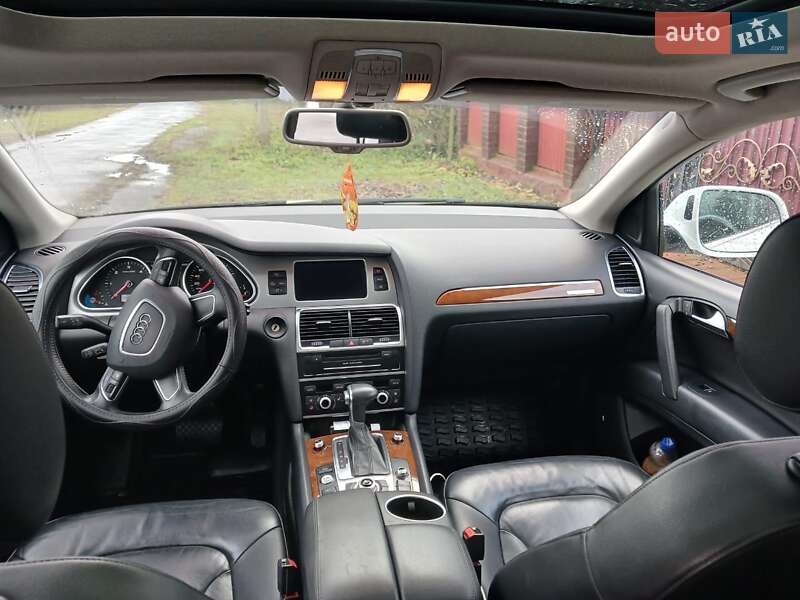 Внедорожник / Кроссовер Audi Q7 2014 в Староконстантинове