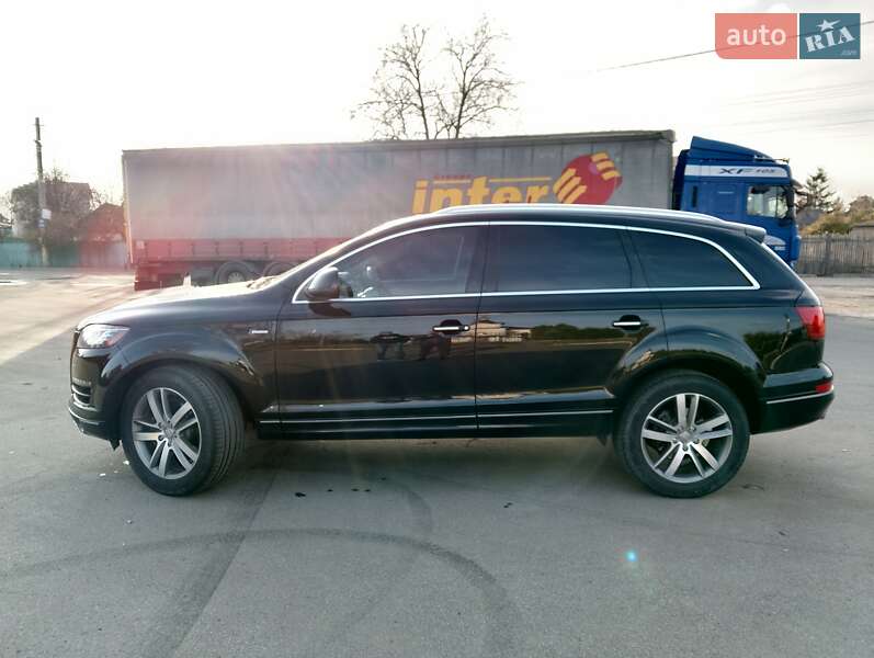 Внедорожник / Кроссовер Audi Q7 2014 в Киеве