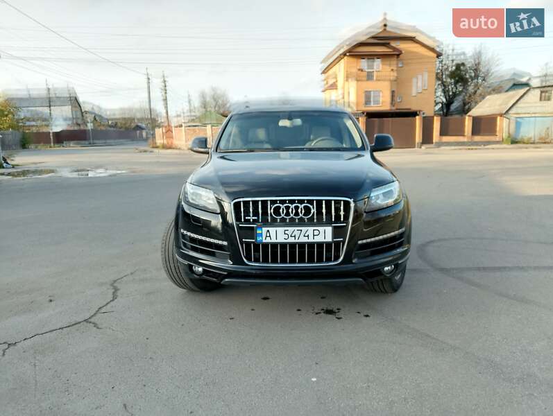 Внедорожник / Кроссовер Audi Q7 2014 в Киеве