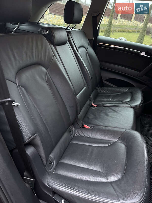 Внедорожник / Кроссовер Audi Q7 2013 в Бережанах