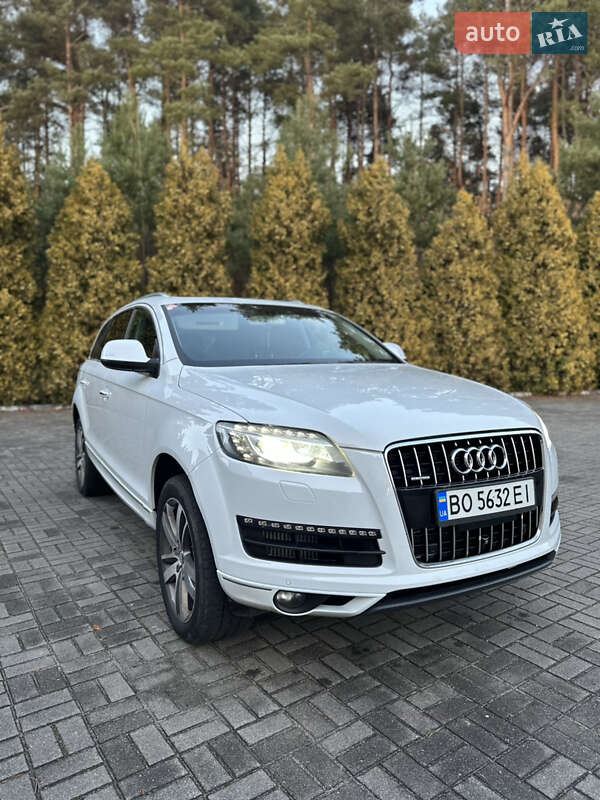 Позашляховик / Кросовер Audi Q7 2012 в Львові