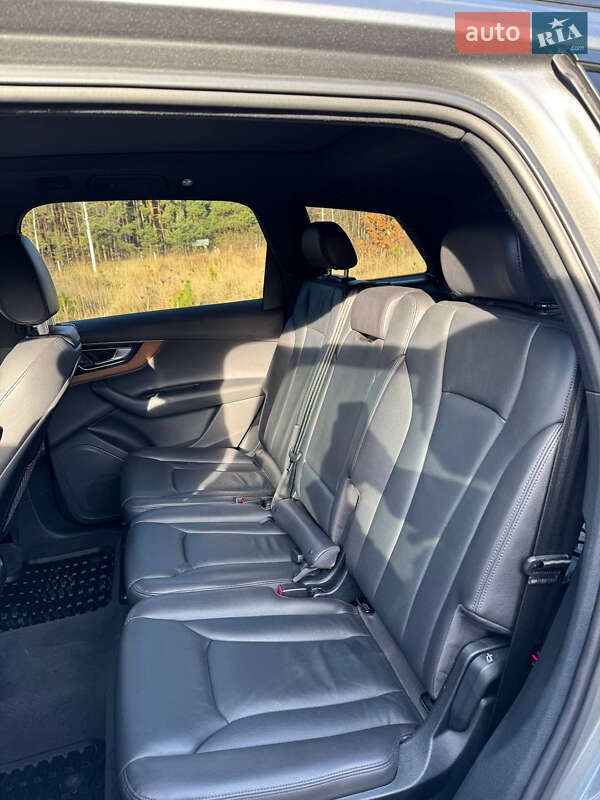 Внедорожник / Кроссовер Audi Q7 2016 в Ковеле