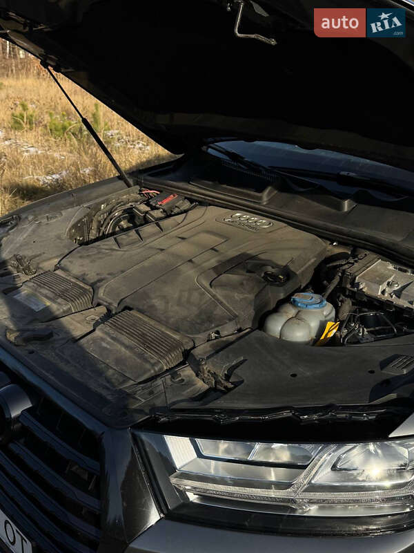Внедорожник / Кроссовер Audi Q7 2016 в Ковеле
