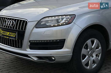 Внедорожник / Кроссовер Audi Q7 2015 в 
