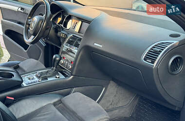 Внедорожник / Кроссовер Audi Q7 2007 в Вараше