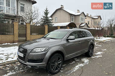 Позашляховик / Кросовер Audi Q7 2010 в Києві