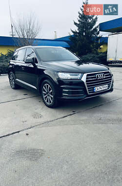 Позашляховик / Кросовер Audi Q7 2015 в Умані