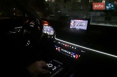 Внедорожник / Кроссовер Audi Q7 2016 в 