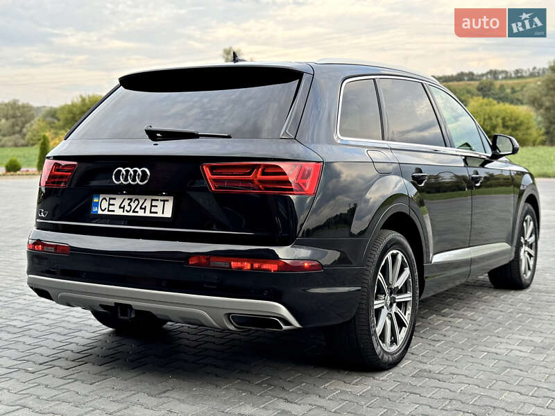 Позашляховик / Кросовер Audi Q7 2019 в Чернівцях