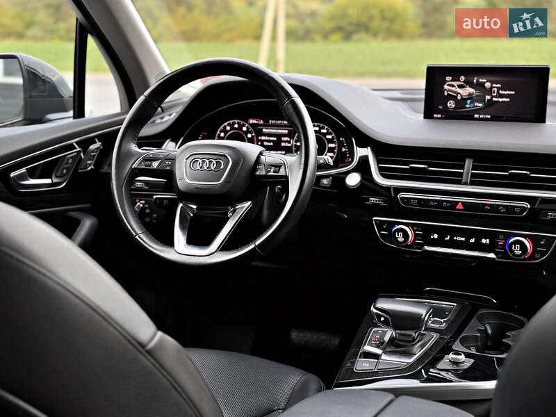 Позашляховик / Кросовер Audi Q7 2019 в Чернівцях