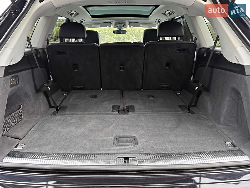 Позашляховик / Кросовер Audi Q7 2019 в Чернівцях