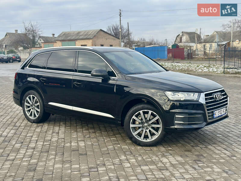 Внедорожник / Кроссовер Audi Q7 2017 в Белой Церкви