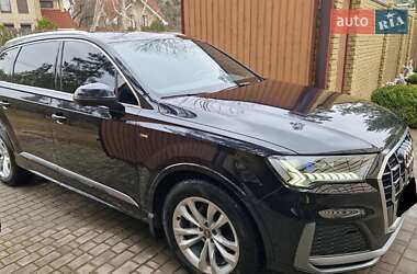 Внедорожник / Кроссовер Audi Q7 2020 в Ровно