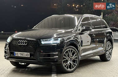 Внедорожник / Кроссовер Audi Q7 2016 в Днепре