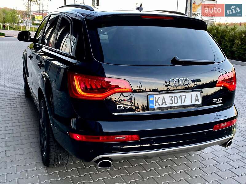 Внедорожник / Кроссовер Audi Q7 2014 в Киеве