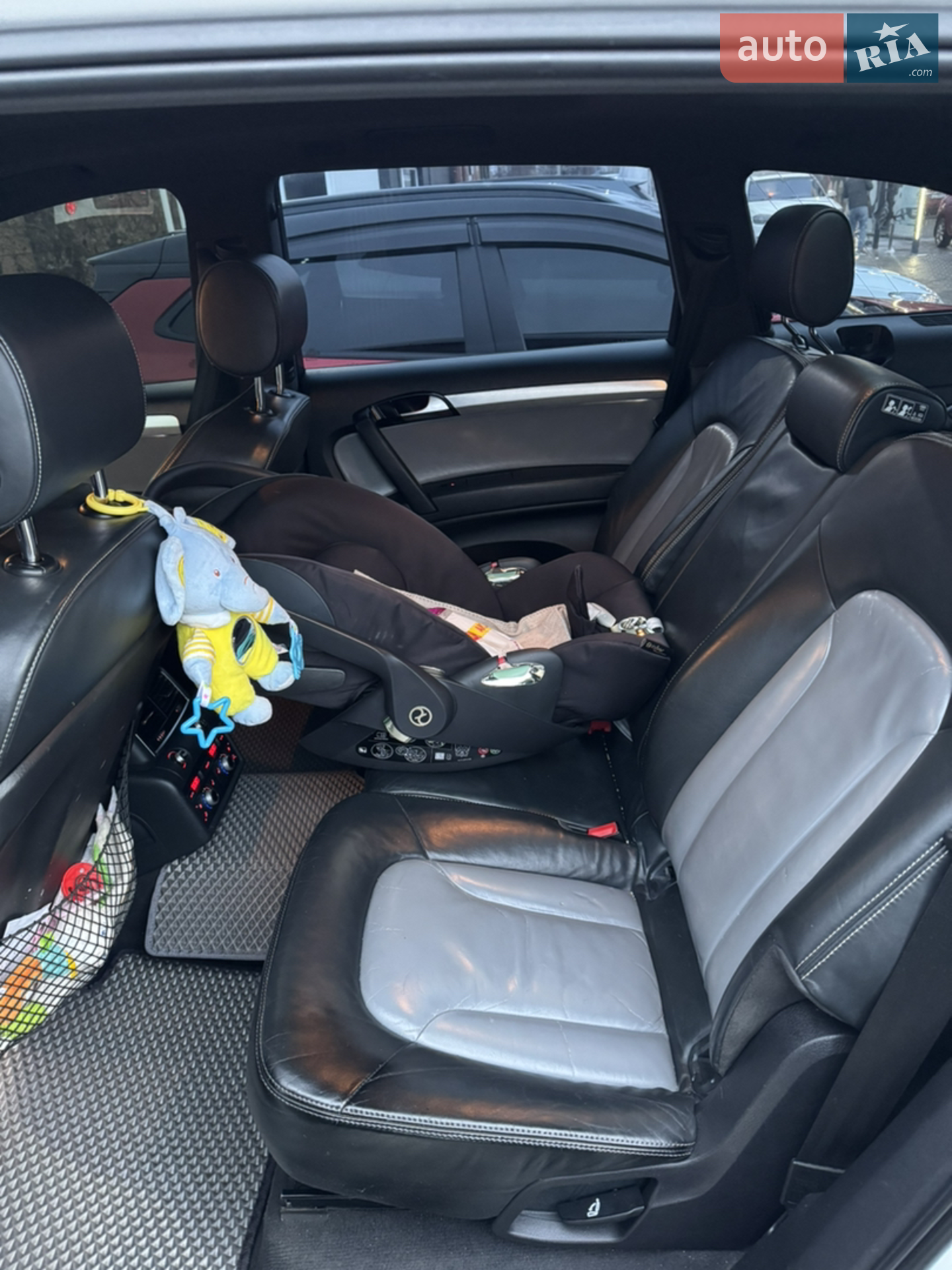 2011 Audi Q7 - мініатюра 12
