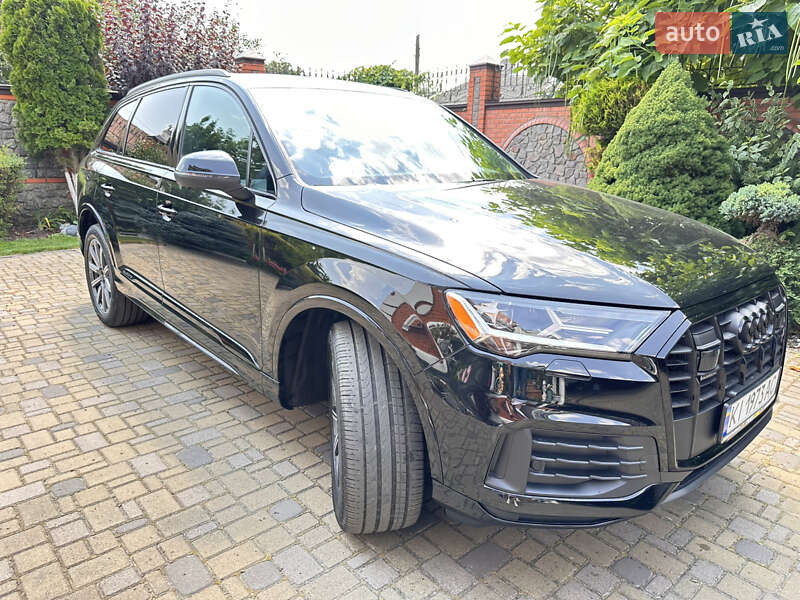 Позашляховик / Кросовер Audi Q7 2022 в Білій Церкві