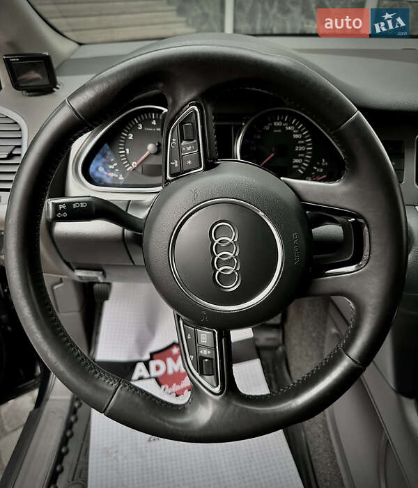 Внедорожник / Кроссовер Audi Q7 2006 в Черновцах
