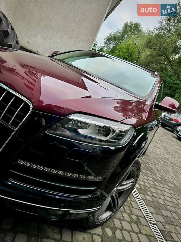 Внедорожник / Кроссовер Audi Q7 2006 в Черновцах