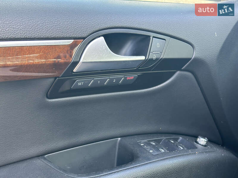 Внедорожник / Кроссовер Audi Q7 2011 в Львове