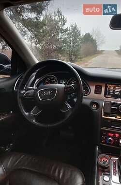 Внедорожник / Кроссовер Audi Q7 2013 в 