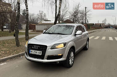 Внедорожник / Кроссовер Audi Q7 2006 в Киеве