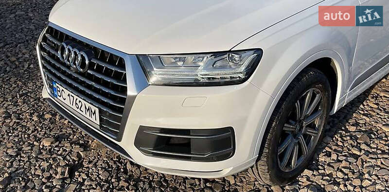 Позашляховик / Кросовер Audi Q7 2016 в Львові
