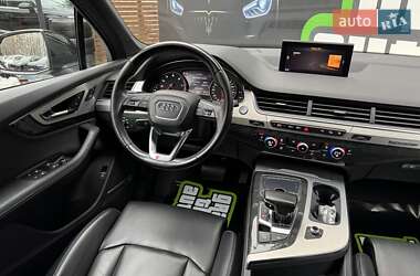 Позашляховик / Кросовер Audi Q7 2015 в Києві