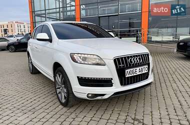 Внедорожник / Кроссовер Audi Q7 2013 в 
