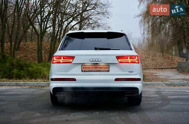 Позашляховик / Кросовер Audi Q7 2015 в Черкасах