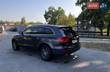 Внедорожник / Кроссовер Audi Q7 2009 в 