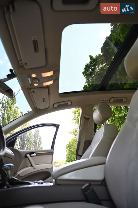 Позашляховик / Кросовер Audi Q7 2015 в Лозовій