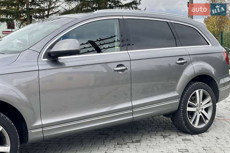 Позашляховик / Кросовер Audi Q7 2011 в Самборі